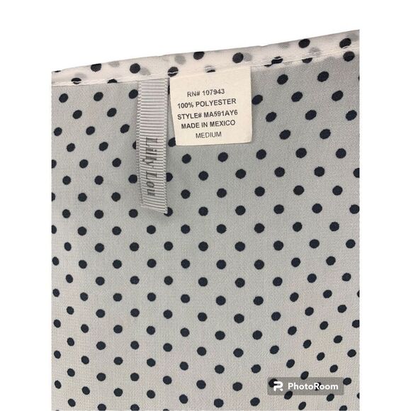 Lilly Lou Lace Tank Top - Picture 3 of 3